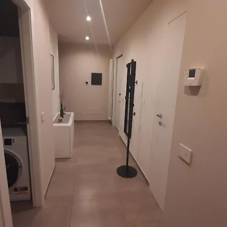 Guerzoni 1 Apartment
